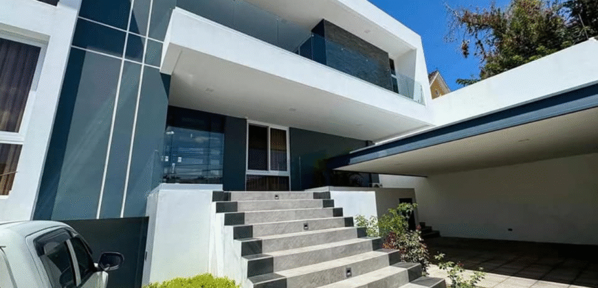 Venta Preciosa Casa Colonia Lomas del Guijarro