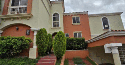 Alquiler Casa Amueblada Res. El Sauce.