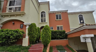 Alquiler Casa Amueblada Res. El Sauce.