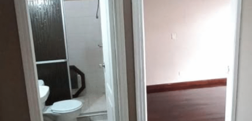 Venta de Apartamento tipo Townhouse Colonia Altos de Miramontes.