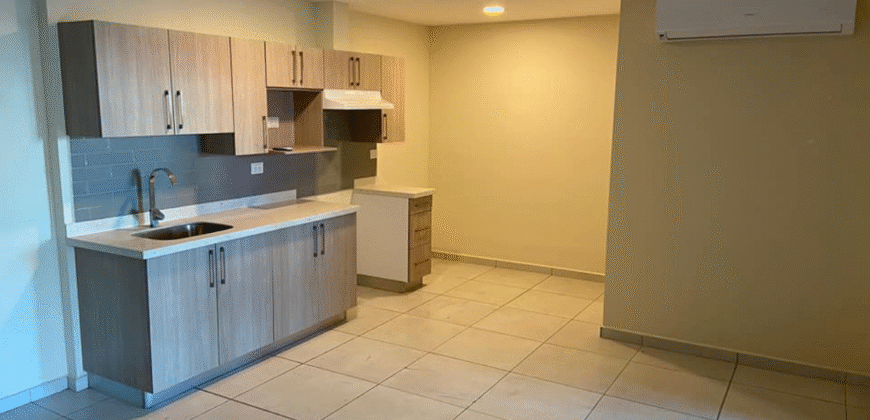 Venta de Apartamentos en Torre Astria, Colonia Lomas del Mayab.