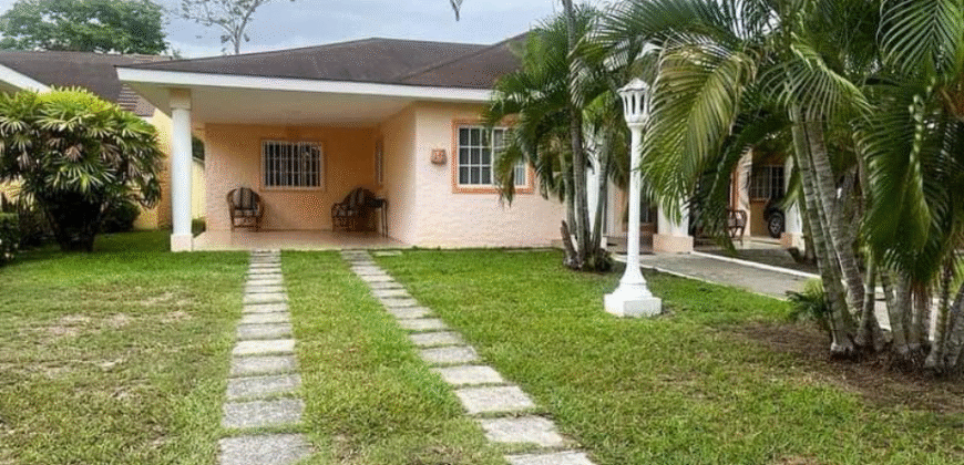 Venta de Linda Villa Palma Real, (Jutiapa, Atlántida, cercanías La Ceiba)