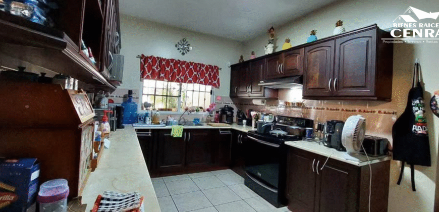 Venta De Casa Amplia En Col. América