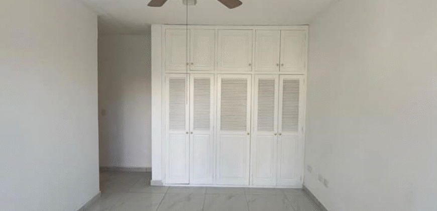 Alquiler Townhouse Lomas del Guijarro.