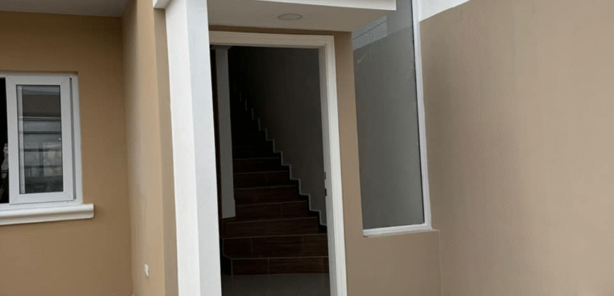 Venta Casa Nueva Residencial Cumbre del Sur.