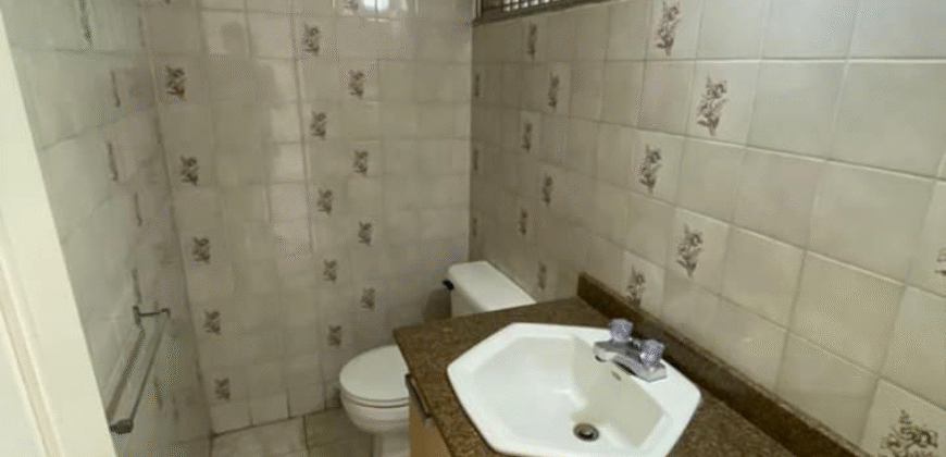 Alquiler Towhouse Lomas del Guijarro: