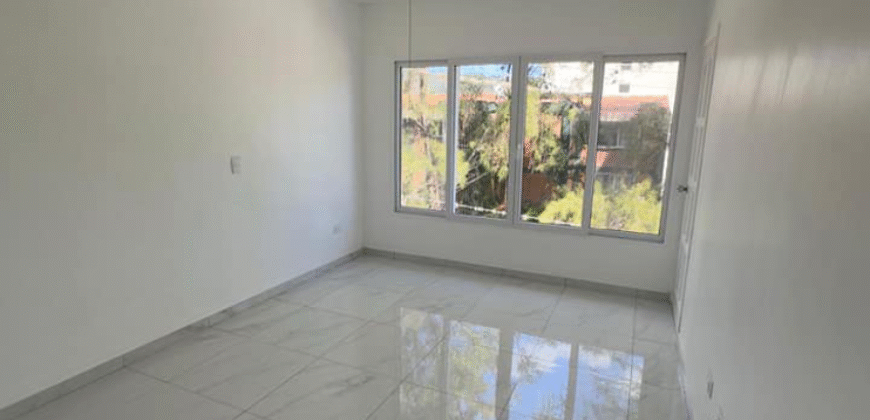 Renta Townhouse Colonia Lomas del Guijarro.