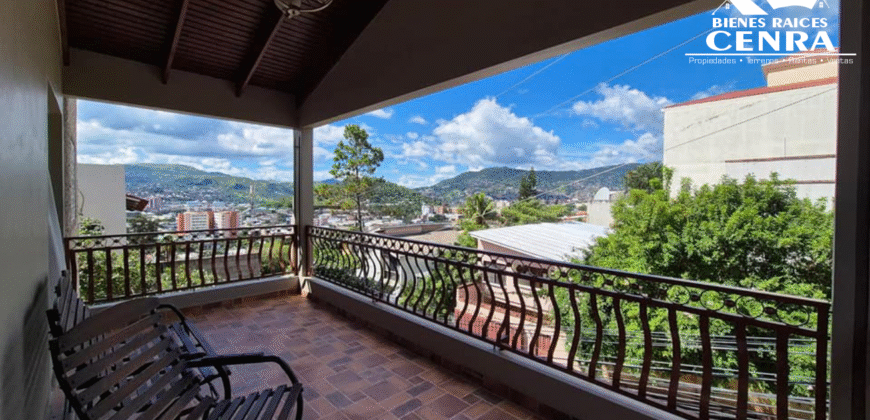 Venta de Preciosa Casa Colonia Altos de Miramontes.