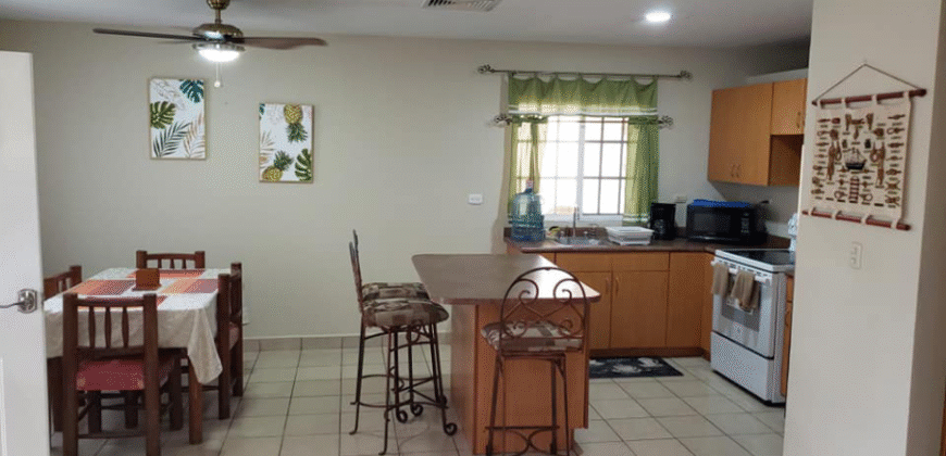 Venta de Linda Villa Palma Real, (Jutiapa, Atlántida, cercanías La Ceiba)