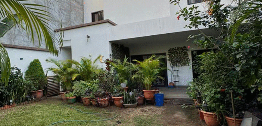 Venta de Casa Residencial El Sauce