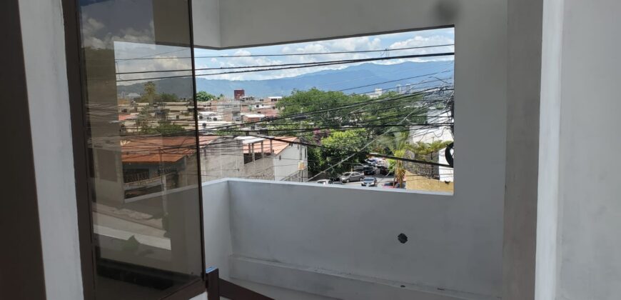 Renta 2 Locales Comerciales Residencial La Cañada