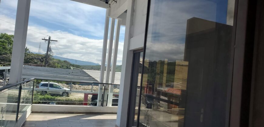 Renta 2 Locales Comerciales Residencial La Cañada