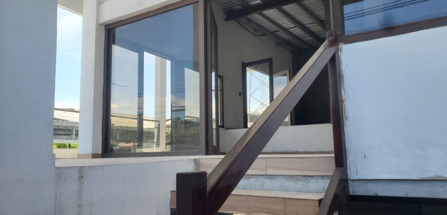 Renta 2 Locales Comerciales Residencial La Cañada