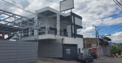 Renta 2 Locales Comerciales Residencial La Cañada