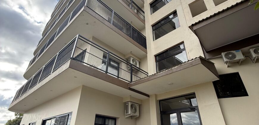 Renta Apartamentos Residencial Marichal subida al Picacho