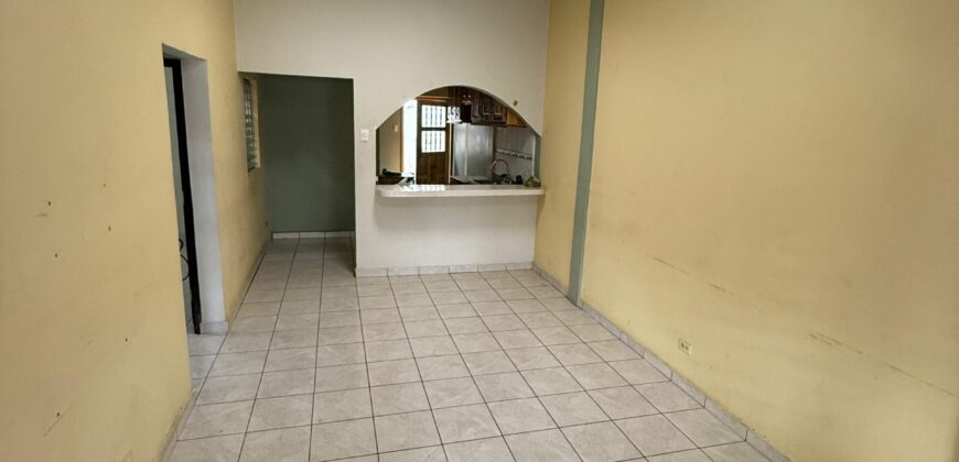 Venta Casa Residencial San Sebastian, salida al sur.