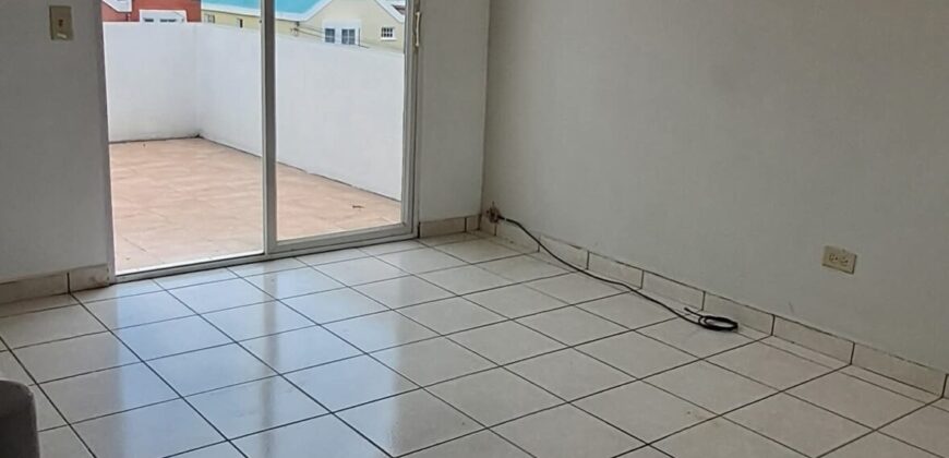 Venta Casa Residencial San Sebastian, salida al sur.