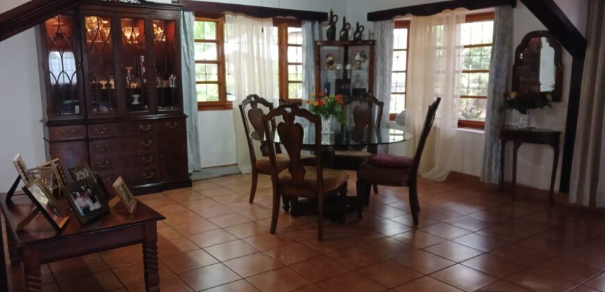 Venta de Casa en el Zamorano.