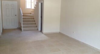 Renta de ,Townhouse Colonia Lara Norte: