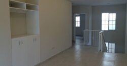 Renta de ,Townhouse Colonia Lara Norte: