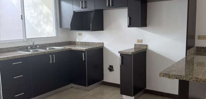 Venta Casa Residencial Lomas de Miraflores Sur