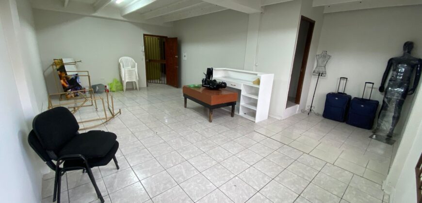 Renta Local para Oficinas o Clinicas zona Aeropuerto.