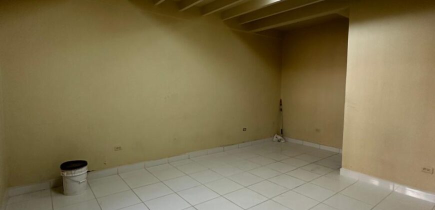 Renta Local para Oficina, Clinica, Zona Aeropuerto.