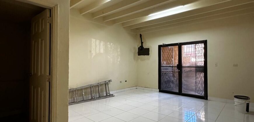 Renta Local para Oficina, Clinica, Zona Aeropuerto.