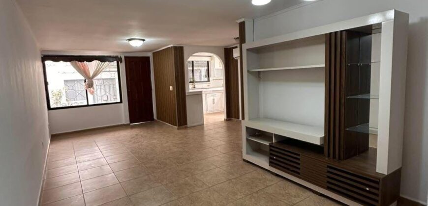 Venta de Casa Colonia Las Colinas