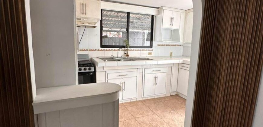 Venta de Casa Colonia Las Colinas