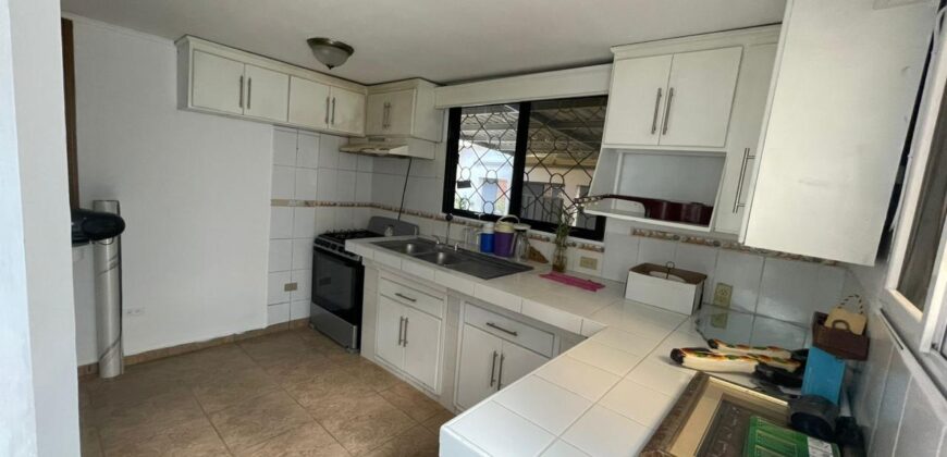 Venta de Casa Colonia Las Colinas