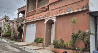 Venta Casa Residencial El Manantial, salida al sur.