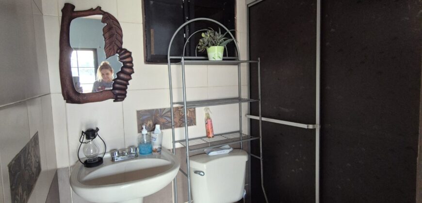 Venta Casa Residencial El Manantial, salida al sur.