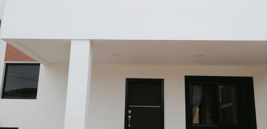 Renta Casa Residencial Venecia. 6ta Etapa, Villa Saint Prieto