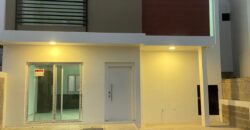Venta Preciosa Casa Residencial Las Canarias