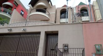 Renta Townhouse Colonia Lomas del Guijarro Sur: incluye línea blanca