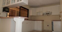 Renta Townhouse Colonia Lomas del Guijarro Sur: incluye línea blanca