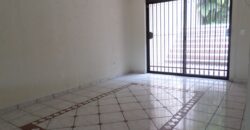 Renta Townhouse Colonia Lomas del Guijarro Sur: incluye línea blanca