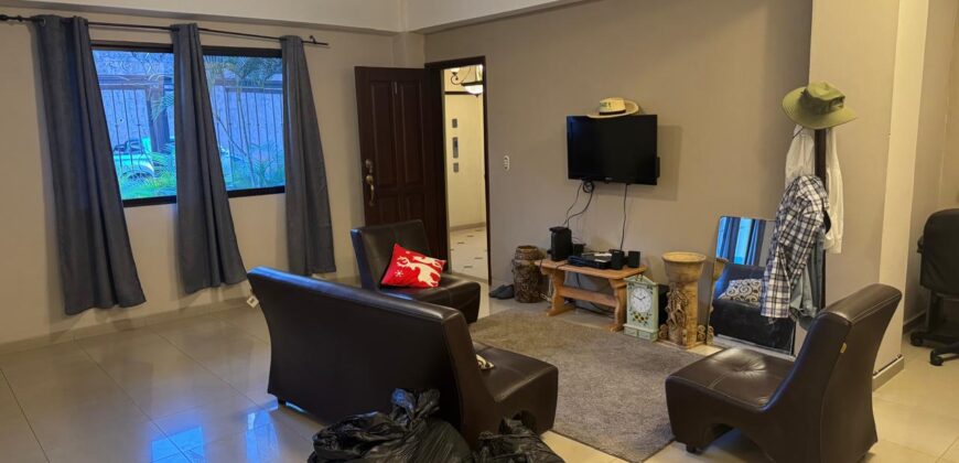 Renta Amplio Apartamento Amueblado Colonia Florencia.