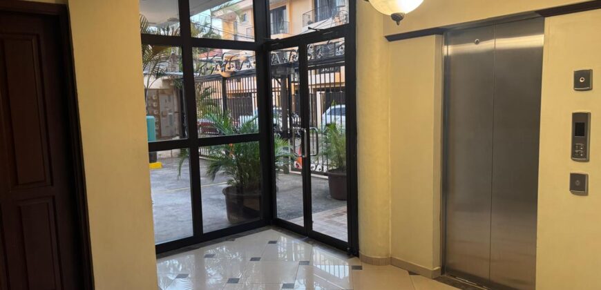 Renta Amplio Apartamento Amueblado Colonia Florencia.