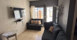 Venta Hermosa Casa Residencial Santa Cristina, salida al sur Km 12