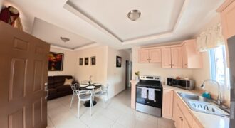 Renta Apartamento Amueblado Colonia Altos de Miramontes.