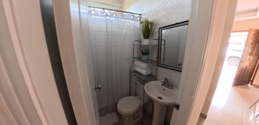 Renta Apartamento Amueblado Colonia Altos de Miramontes.