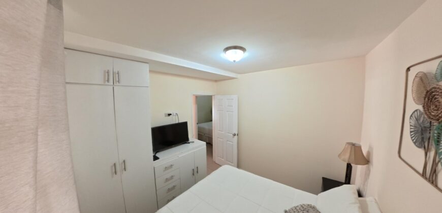 Renta Apartamento Amueblado Colonia Altos de Miramontes.