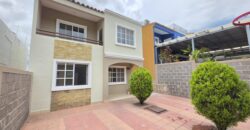 Venta de Casa Residencial Santa Cruz, 1era. Etapa, parte baja