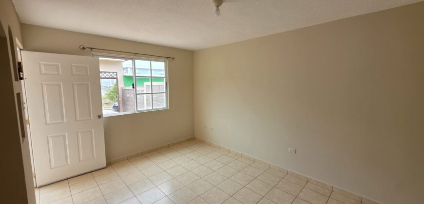 Venta de Casa Residencial Santa Cruz, 1era. Etapa, parte baja