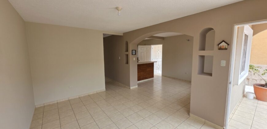 Venta de Casa Residencial Santa Cruz, 1era. Etapa, parte baja