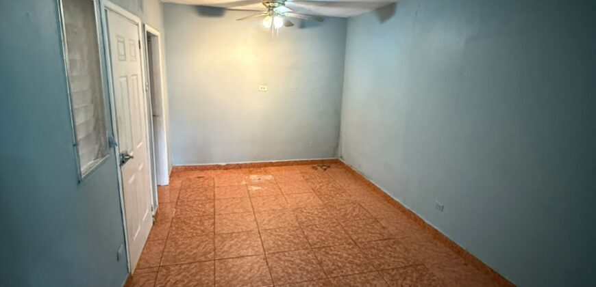 Venta de Casa Residencial El Manantial, salida al Sur, km.9