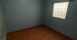 Venta de Casa Residencial El Manantial, salida al Sur, km.9