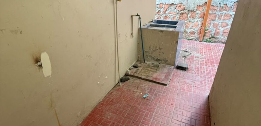 Venta de Casa Residencial El Manantial, salida al Sur, km.9